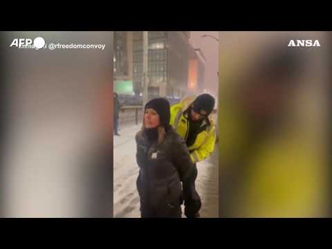 Covid: Canada, arrestata leader protesta no vax Ottawa