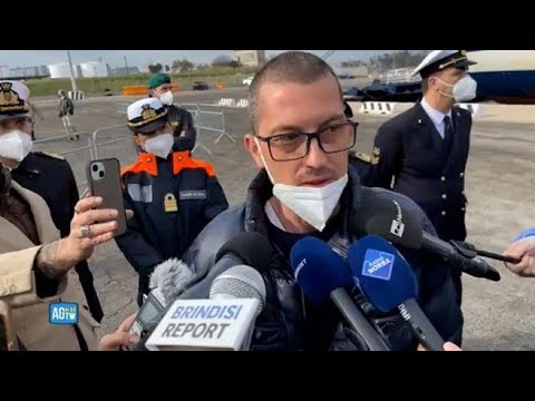 Incendio traghetto, il racconto dei sopravvissuti italiani: «Abbiamo perso tutto, ma almeno…