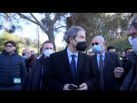 Musumeci tra gli autotrasportatori telefona al ministro Giovannini, ma lui non gli   risponde