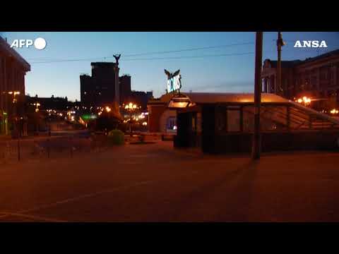 Ucraina, la quarta notte nella Kiev assediata
