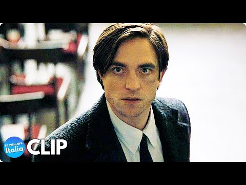 THE BATMAN (2022) Scena del Funerale dal Film di Supereroi DC con Robert Pattinson