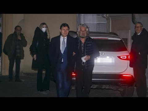 Grillo e Conte escono a braccetto: «Abbiamo ripristinato il sistema immunitario del Movimento»