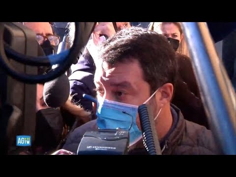 Salvini: «Il centrodestra si ricostruisce, non c’è problema»