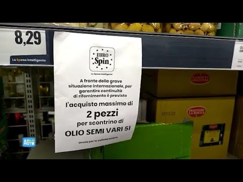 Assalto ai supermercati: scaffali vuoti e razionamento di farine e olio di mais