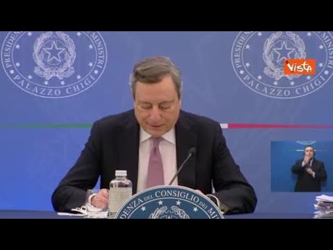 Caro energia, Draghi: “Tasseremo i produttori per redistribuire a imprese e famiglie in…