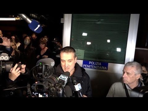 Omicidio Sacchi, il dolore dei genitori dopo la sentenza: «Ci manca tanto Luca, ci aspettavamo…