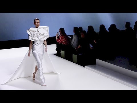 Isabel Sanchis | Barcelona Bridal Fashion Week 2022 | Full Show