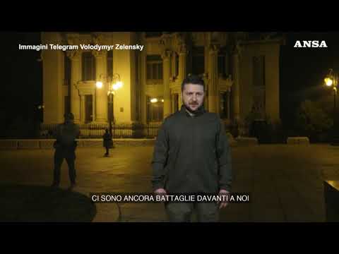Zelensky: “I russi accumulano forze vicino a Mariupol”