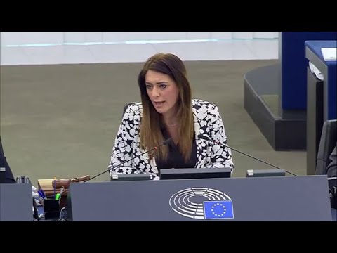 Ucraina, lo scontro a Strasburgo tra Francesca Donato e Pina Picierno