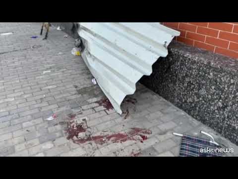 Ucraina, missili sui civili in fuga nella stazione di Kramatorsk
