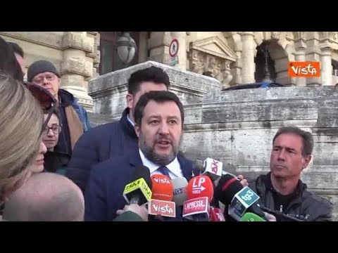 Salvini: “All’incontro con Draghi porterò un’idea di pace fiscale”