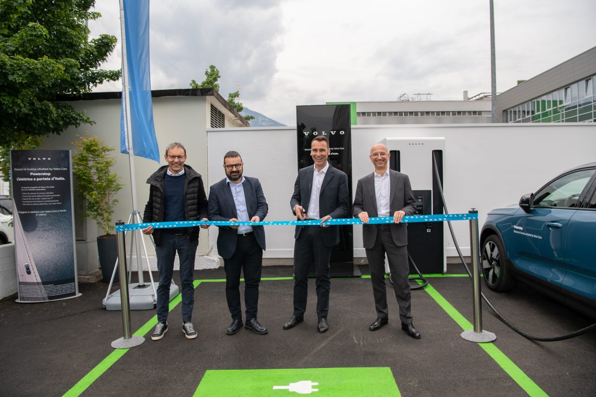 Volvo, inaugurata la prima stazione di ricarica veloce in Trentino