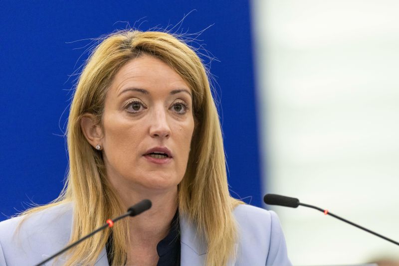 Ucraina, Metsola “Dobbiamo restare uniti sulle sanzioni alla Russia”