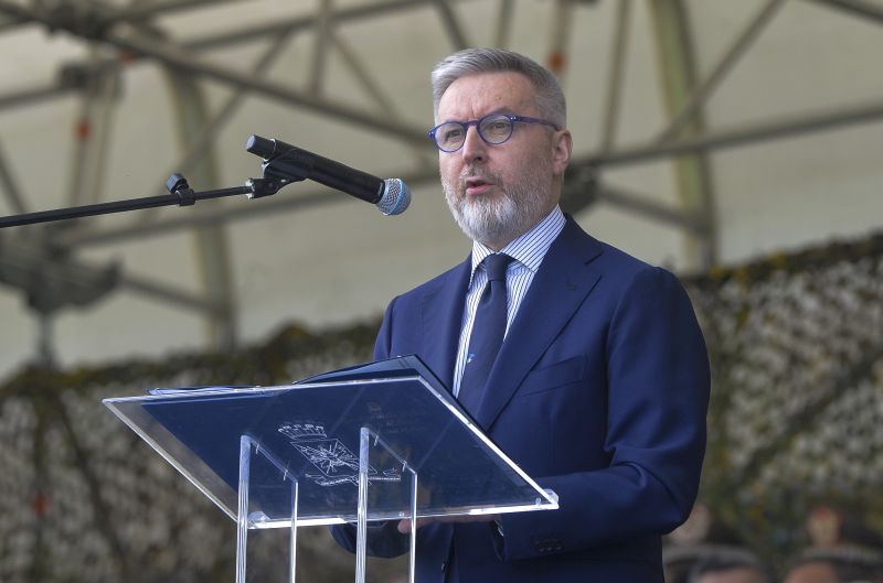 Alpini, Guerini “Non sottovalutare gli episodi segnalati”