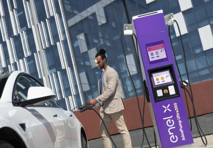 Accordo tra Enel X Way e Q8 per diffusione della mobilità elettrica