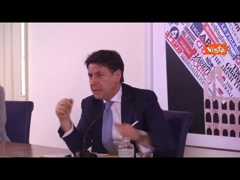 Ucraina, Conte: «Armi portano solo violenza e revanscismo. Serve dialogo»