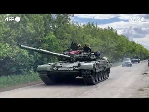 Ucraina, i carri armati vanno a rafforzare il fronte orientale del Paese