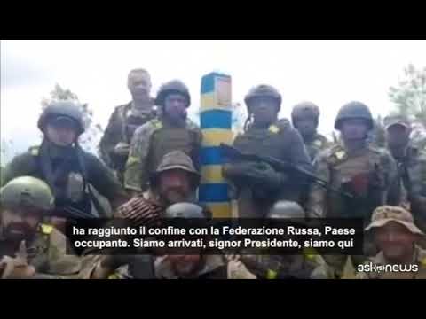 I soldati ucraini sul confine russo a Kharkiv: ce l’abbiamo fatta