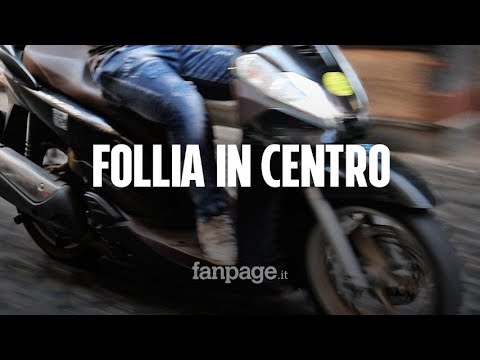 Napoli, travolgono donna con la moto e picchiano turisti intenti a bloccarli