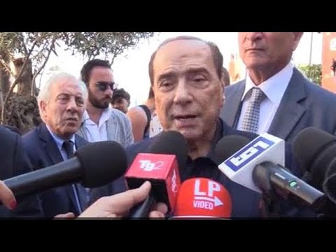 Gas e sanzioni, Berlusconi: «In inverno andremo con cappotto addosso in casa e una candela in…