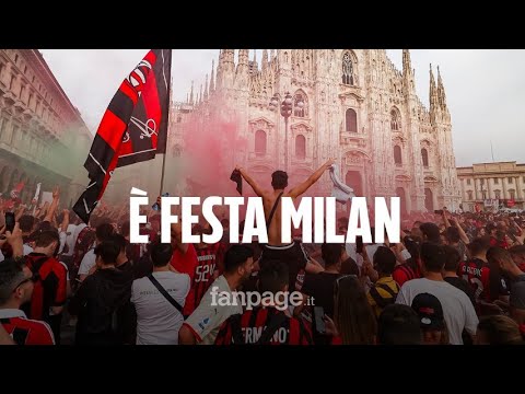 Milan campione d’Italia, tifosi del Milan fanno festa in piazza Duomo: dopo 11 anni è di nuovo scude