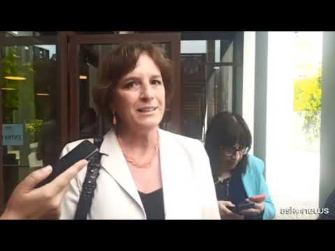 Ministra Messa: su AI Torino partecipa a bando come tutti