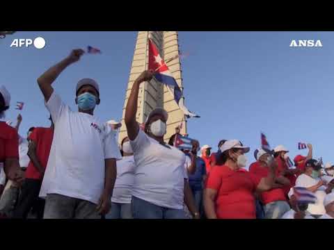 Primo maggio a Cuba, corteo a L’Avana e slogan per il socialismo