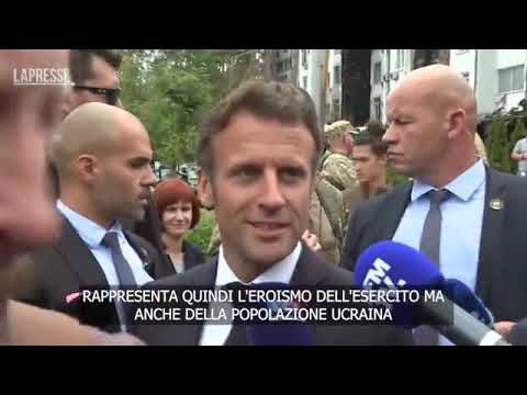 Ucraina, Macron a Irpin: «Qui tracce di crimini di guerra»