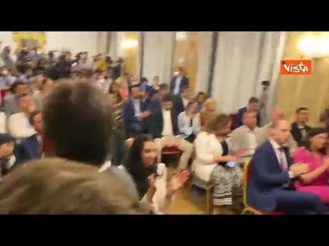 Di Maio: “Lascio il Movimento, scelta sofferta che mai avrei immaginato”