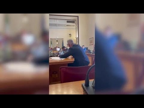 Ius scholae, il deputato Mollicone (FdI) si infuria in commissione alla Camera