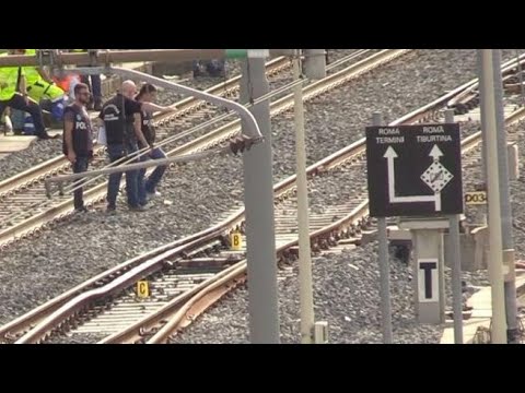 Roma, incidente treno: ecco le immagini del binario deformato