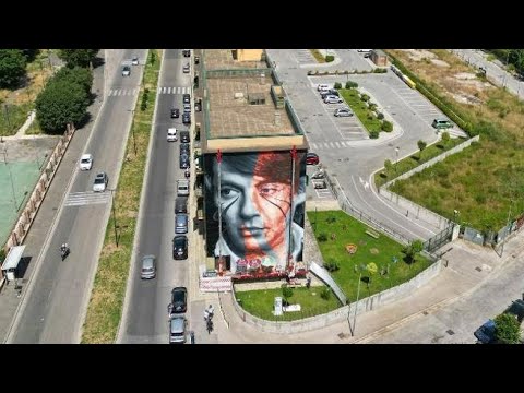 Napoli, De André rivive a Scampia in un monumentale murale