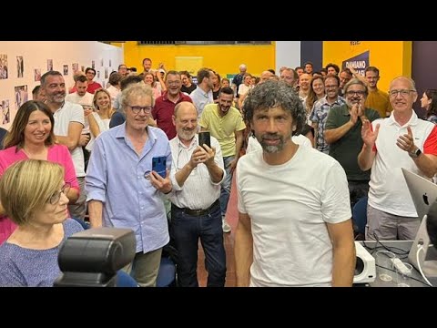 Damiano Tommasi dopo gli exit poll: l’ovazione per il candidato sindaco a Verona