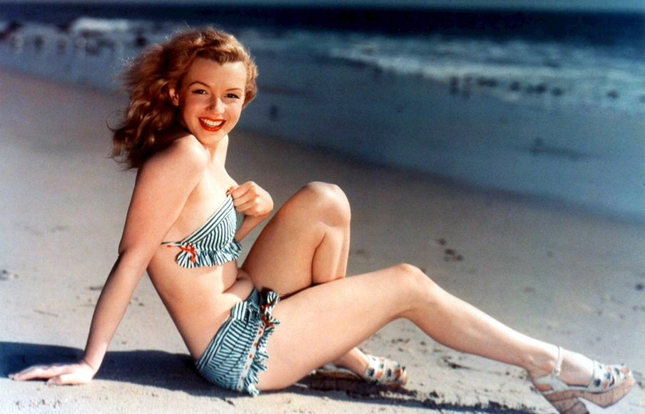 Gli 80 anni del bikini – La straordinaria scoperta di Isaac Newton – L’esordio discografico di Elvis