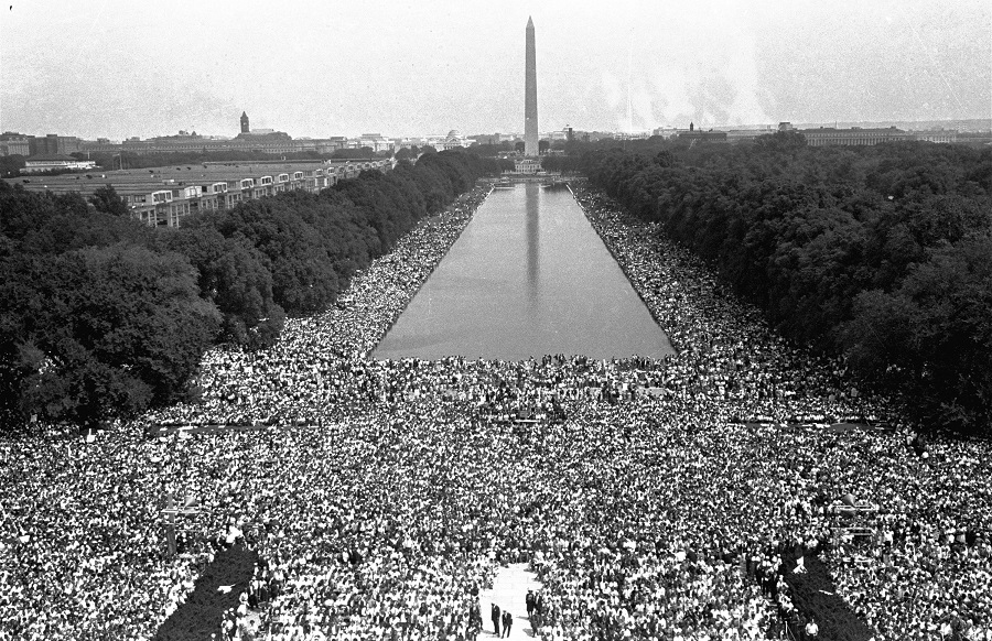 L’immensa marcia contro la guerra in Vietnam