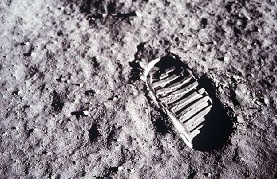 Il piccolo passo di Neil Armstrong – Il primo Mondiale di ciclismo – L’omicidio di Boris Giuliano