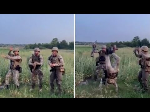 Ucraina, mosse di break dance e fucili in aria: il balletto improvvisato dei soldati ucraini in…