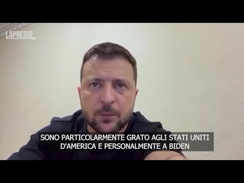 Zelensky: «Grato a Biden per il nuovo pacchetto di armi da 820 milioni di dollari»