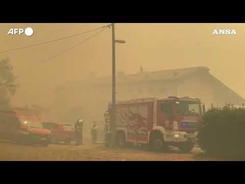 /Fiamme e siccita’, muore volontaria durante rogo in Friuli