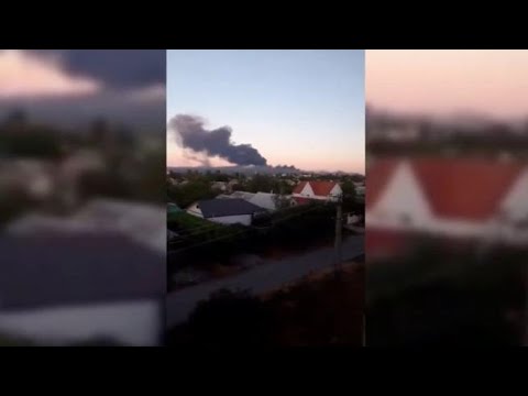 Bombardato l’aeroporto occupato di Melitopol: il fumo visibile da lontano