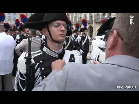 Allievi carabinieri giurano a Torino, presente Mattarella