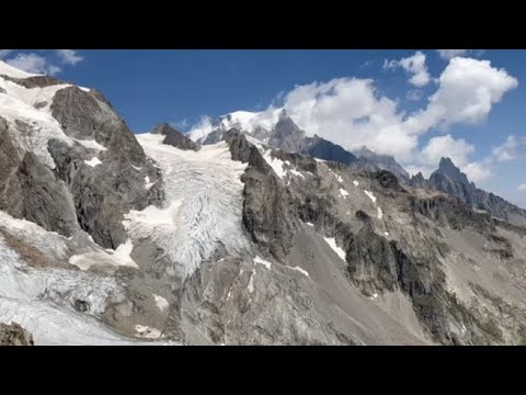 Monte Bianco, così si sono ritirati i ghiacciai: le immagini