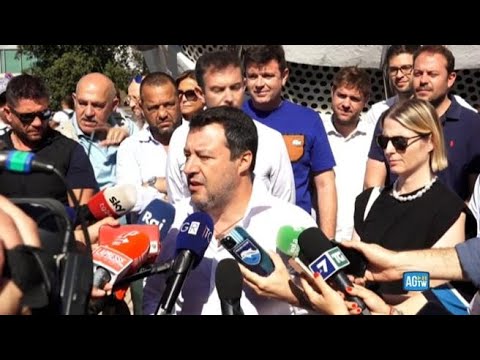 Sicurezza, Salvini: «Se gli italiani ci danno fiducia, 10 mila agenti in più per le strade»