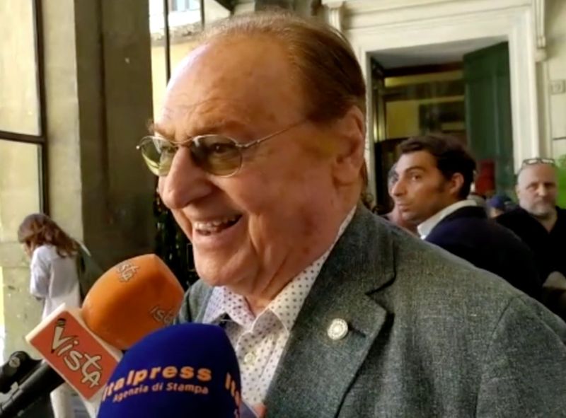 Arbore “La tv ha bisogno di personalità come Piero Angela”