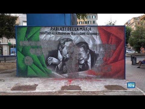 Roma, vandalizzato il murale di Falcone e Borsellino: «L’antimafia tortura»