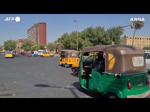 Baghdad, i sostenitori di Sadr si ritirano dalla Zona Verde