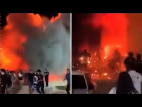 Scoppia un incendio in una discoteca in Thailandia: la fuga dalle fiamme