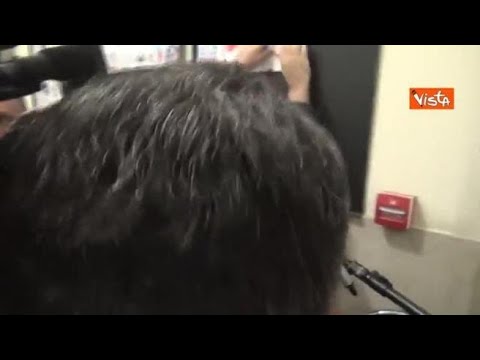 Conte affigge nella bacheca del Viminale il simbolo dei 5Stelle: “Io rispettoso, non scanso gli…