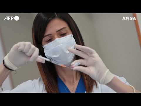 Ok dell’Ema ai booster aggiornati, fra 10 giorni in Italia