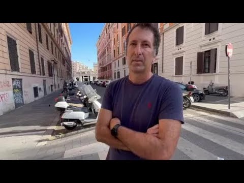 Le vespe orientalis invadono Prati. Il ristoratore: «Sono aggressive»